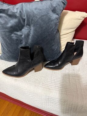 Textured Black Cutout Ankle Booties with Block Heel
